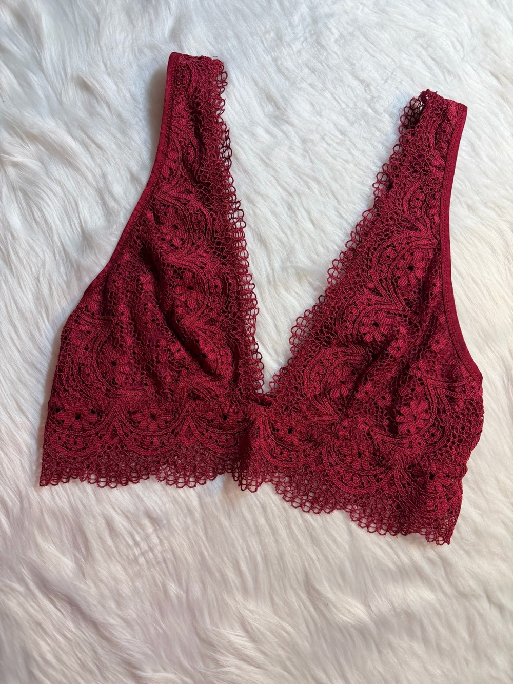Victoria’s Secret Burgundy Lace Racerback Bralette Sz M/M